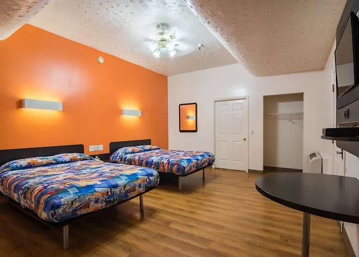 Hotel 6 Az *